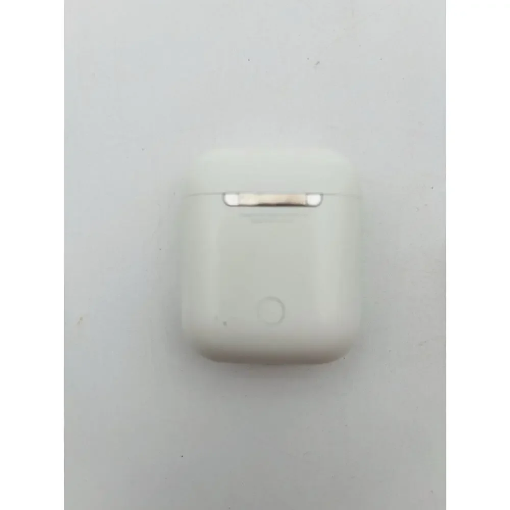 2 Right Side Apple AirPods 2nd Generation Earbuds And Case For Parts And Repair